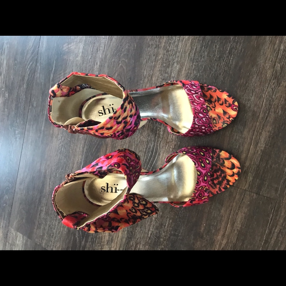 🌸Multi Color Heels🌸 - Picture 2 of 4